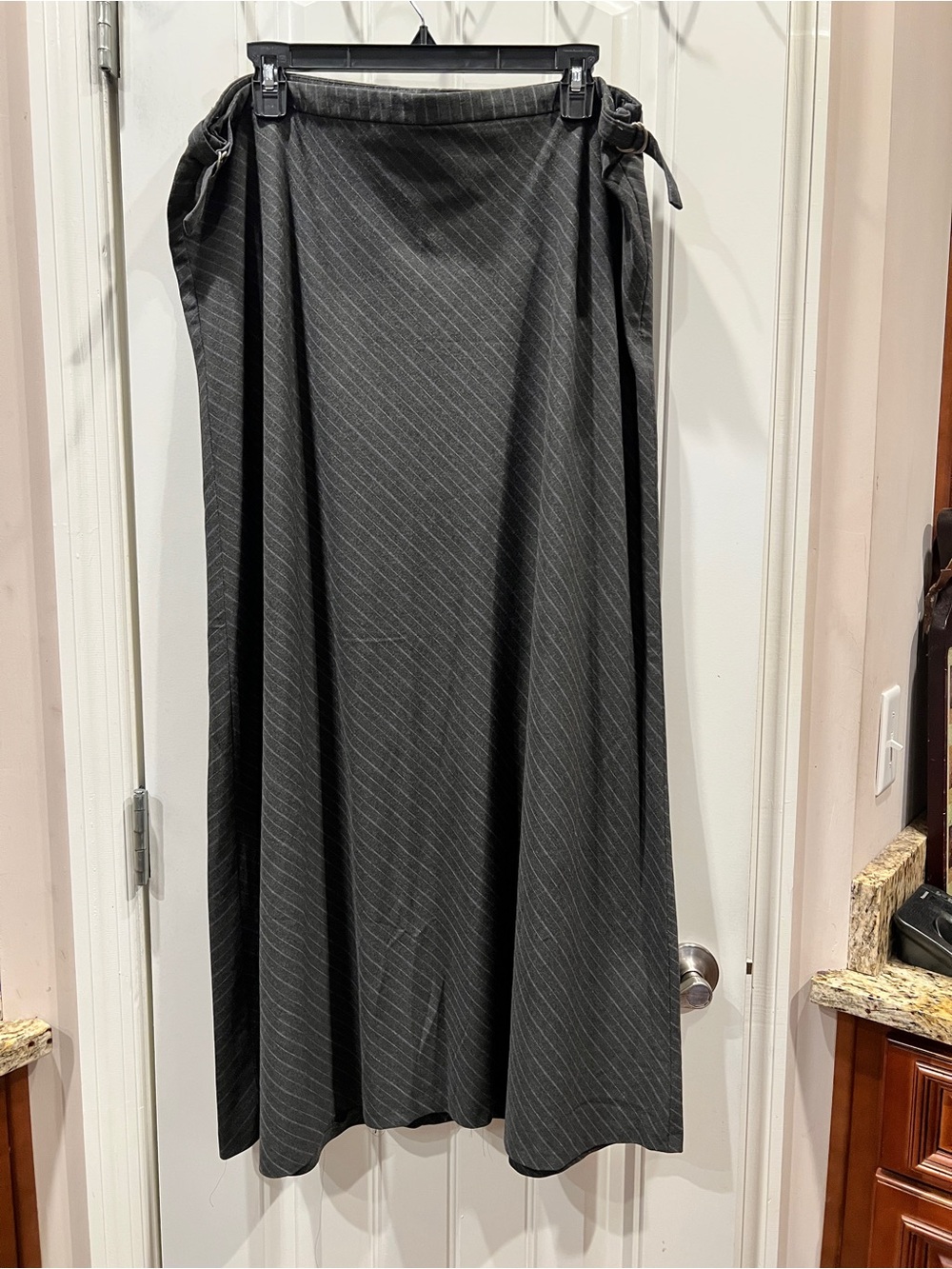 Old Navy Gray Pinstripe Maxi Skirt Sz 18